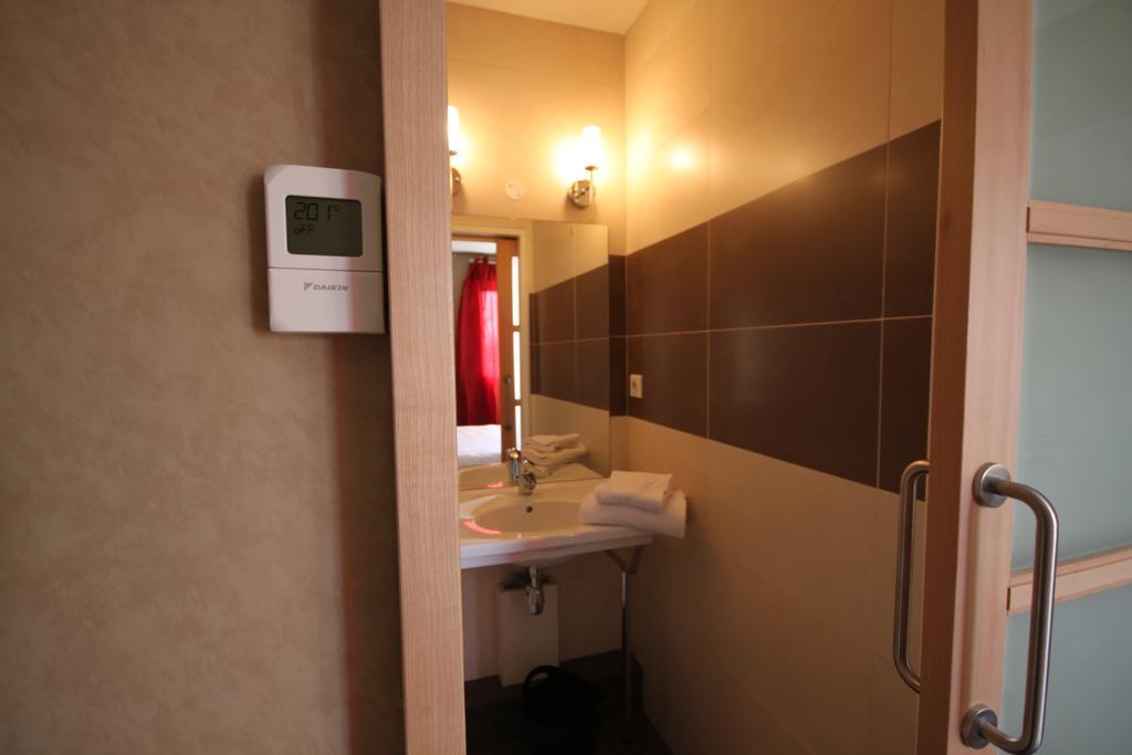 Hotel D'Arcins Latresne Oda fotoğraf