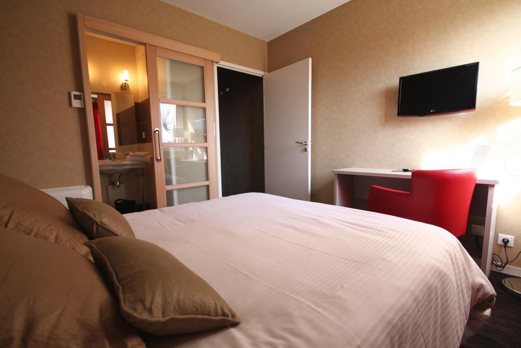 Hotel D'Arcins Latresne Oda fotoğraf